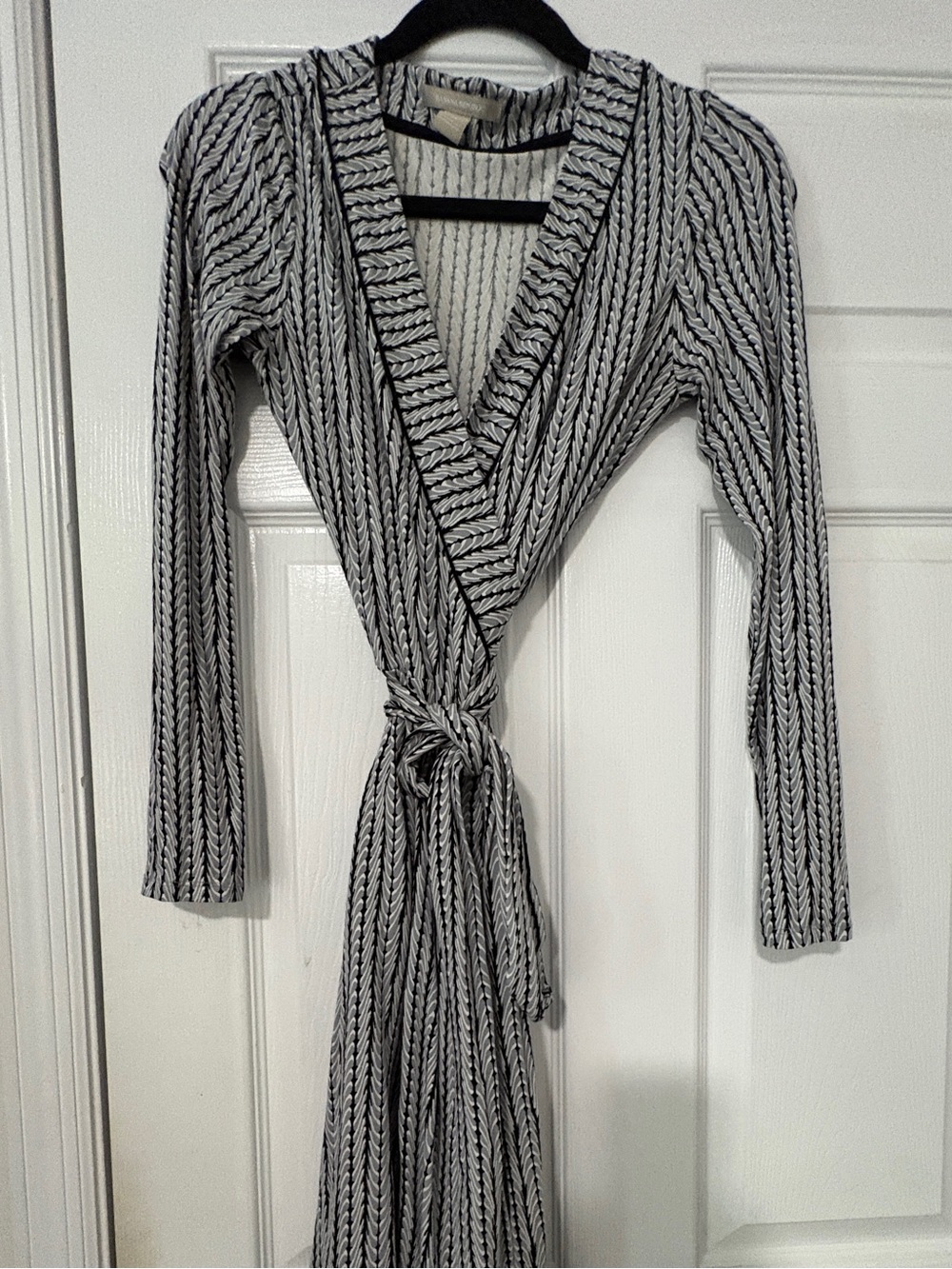 Banana Republic Black & White Striped Wrap Dress XS